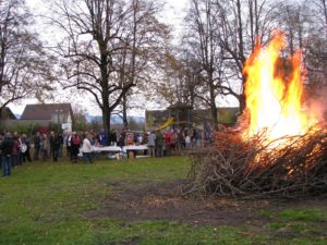 Accueil des marcheuses françaises à Chancy en 2010